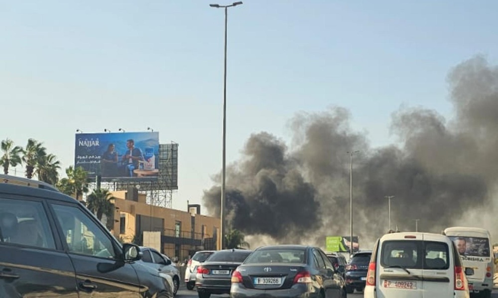 حريق هائل في يخت بمرفأ الضبية