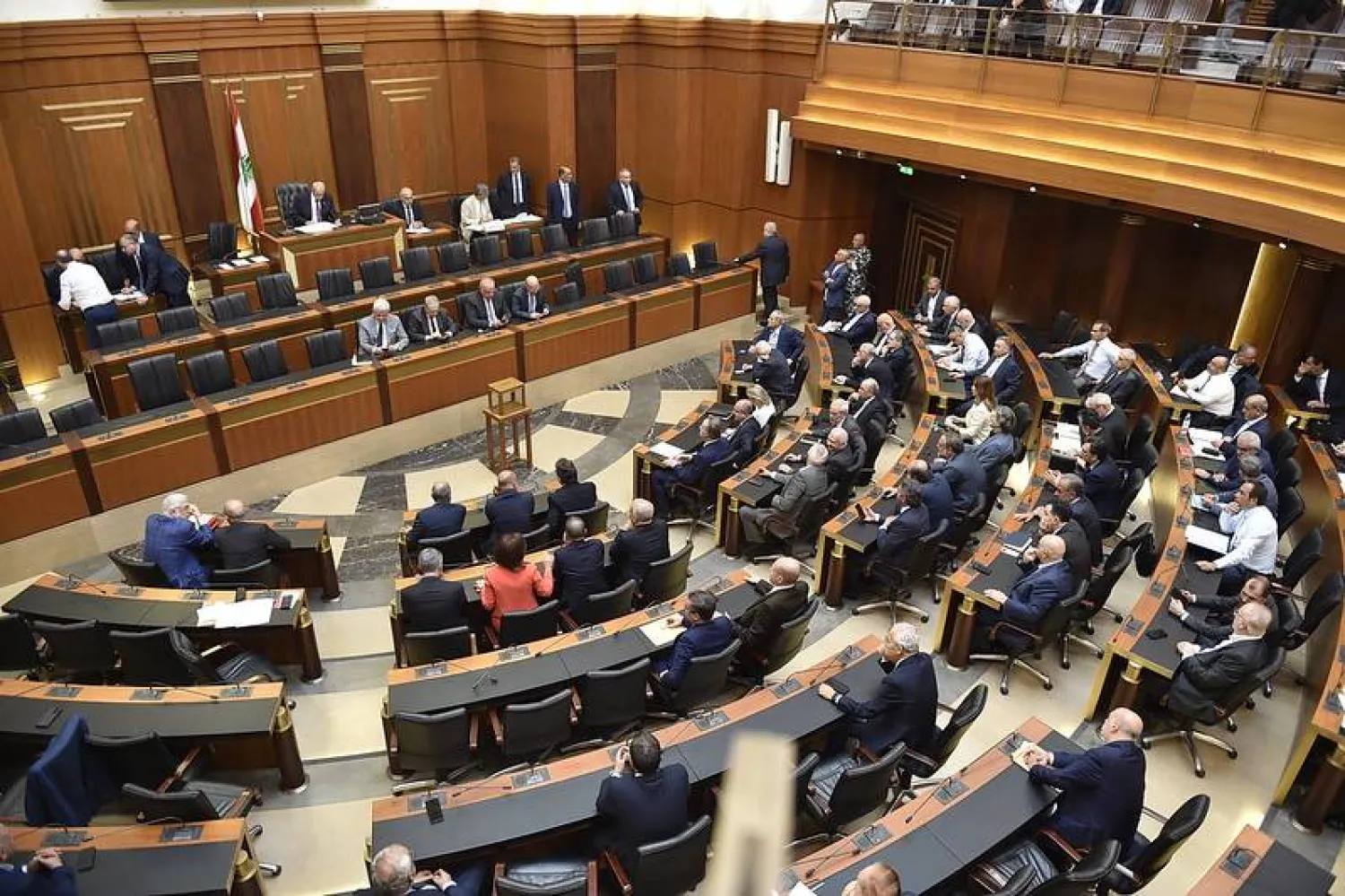 قوى لبنانية مستاءة من إحياء «الترويكا» في مفاوضات «حصرية السلاح»<br />
اتهامات بتهميش الحكومة ومجلس النواب وحصرها بالرؤساء