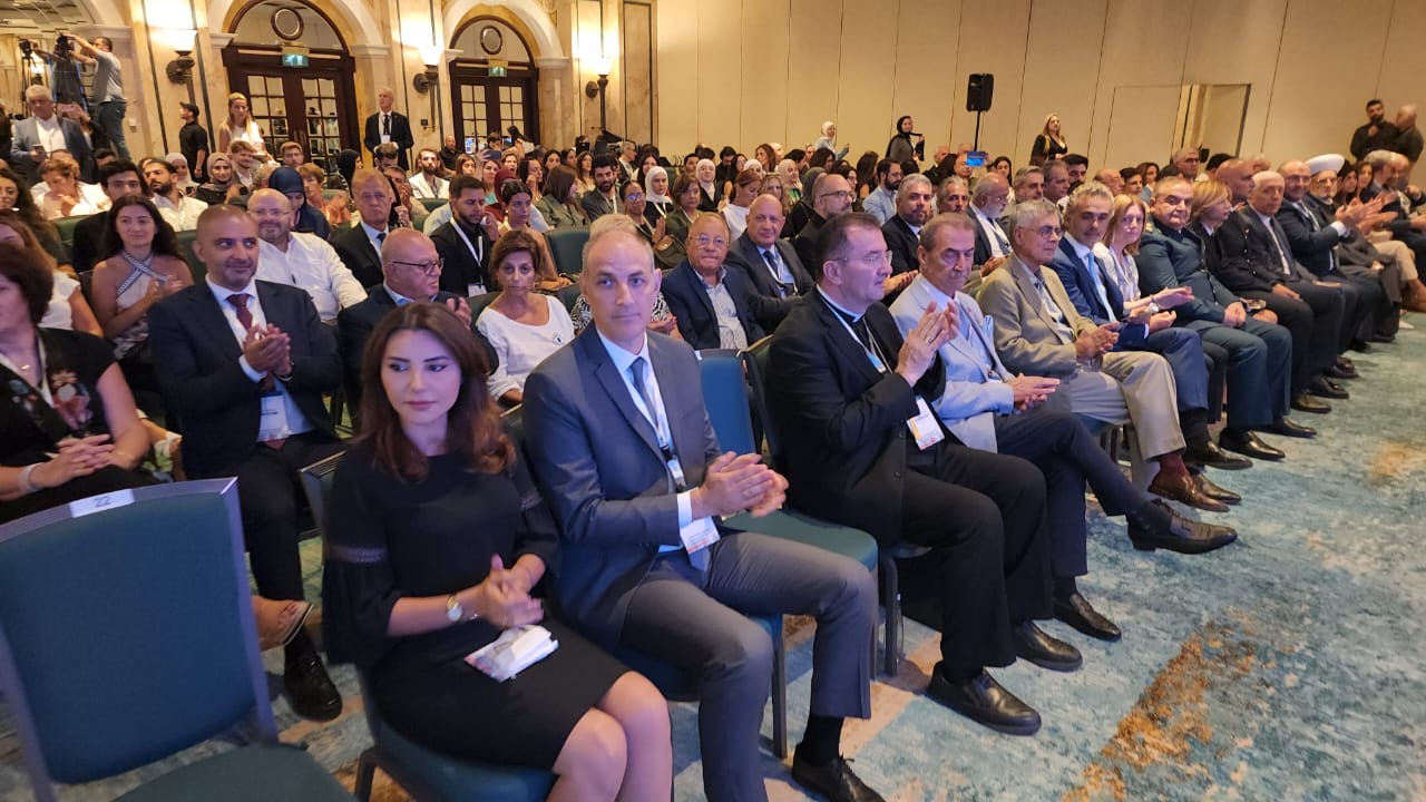 ناصر الدين ممثلا رئيس الجمهورية في مؤتمر الجمعية الطبية اللبنانية الدولية: نسعى للانتقال من المساعدة إلى التغيير