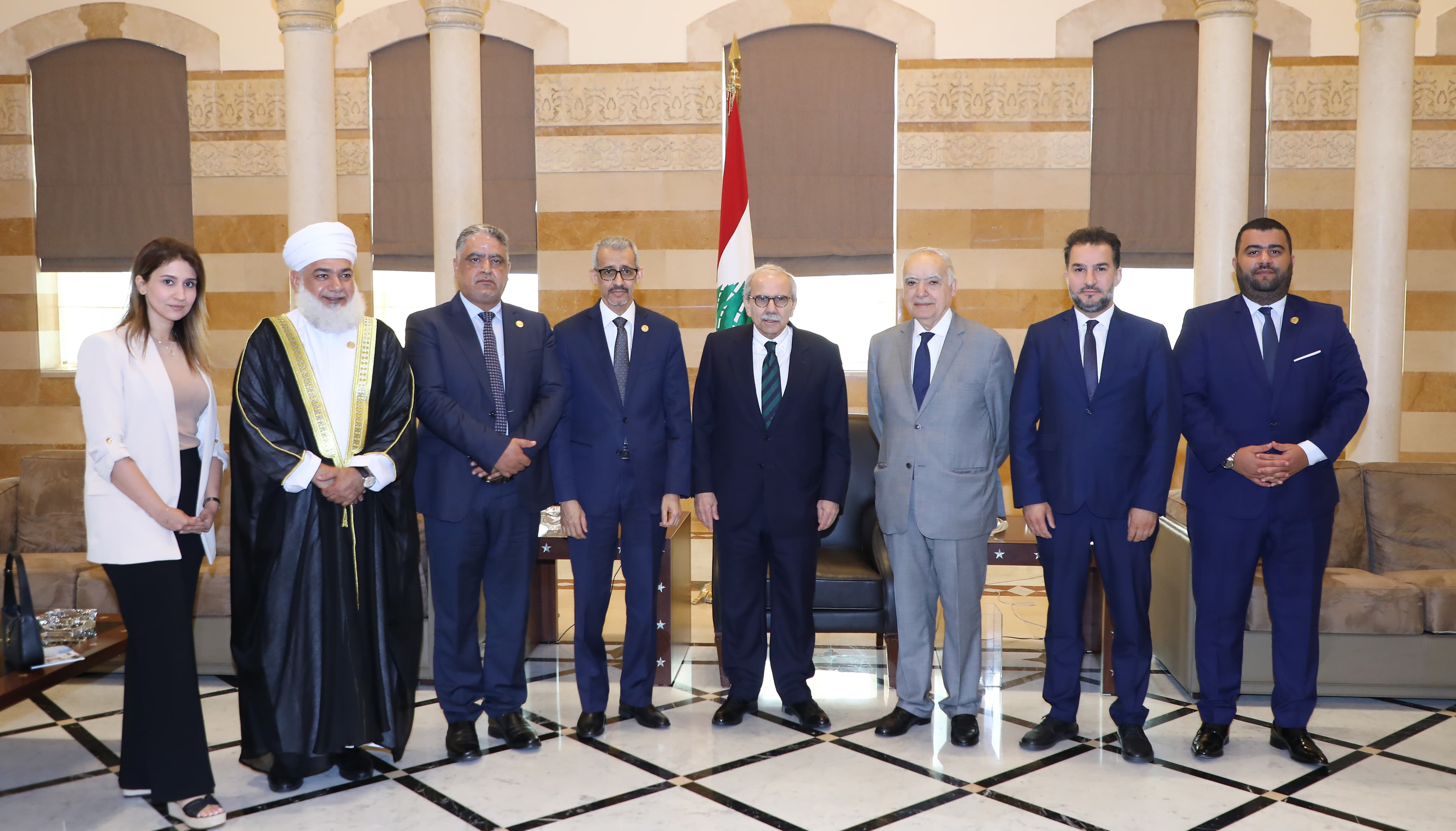 سلام عرض مع مدير الألكسو لإطلاق مشاريع تعاون تربوية وثقافية