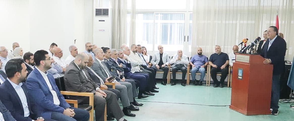 ناصر الدين وشقير يدشنان وحدة غسيل الكلى في مستشفى رفيق الحريري بعد إعادة تأهيلها