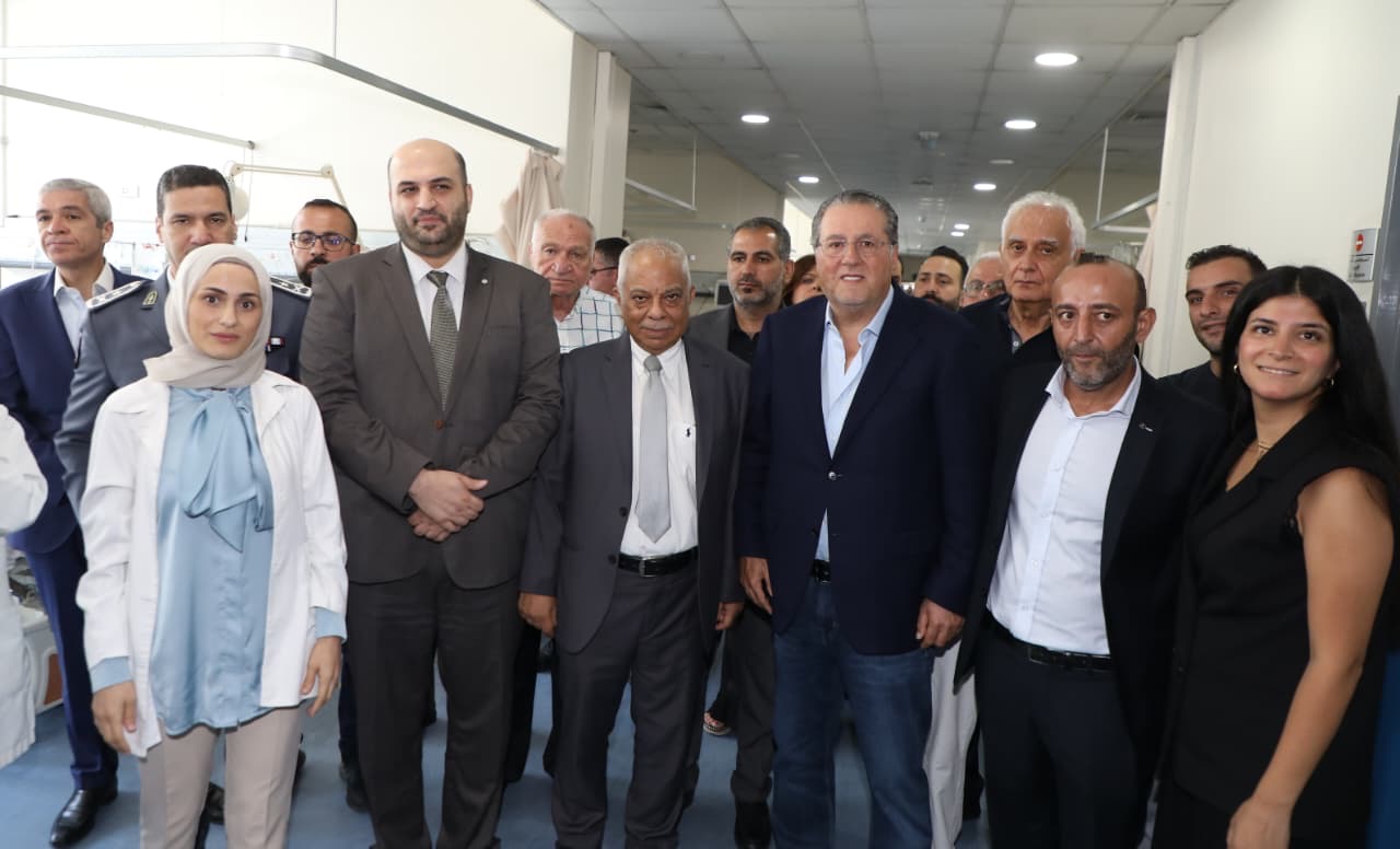 ناصر الدين وشقير يدشنان وحدة غسيل الكلى في مستشفى رفيق الحريري بعد إعادة تأهيلها