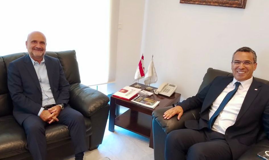 أبي رميا بحث مع وزير الزراعة في تنظيم زراعة القنّب وتصدير التفاح ودعاه إلى جولة في جبيل