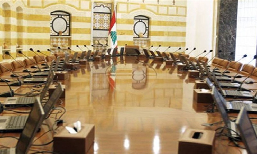 الزين وناصر الدين ينفيان الانسحاب من الحكومة