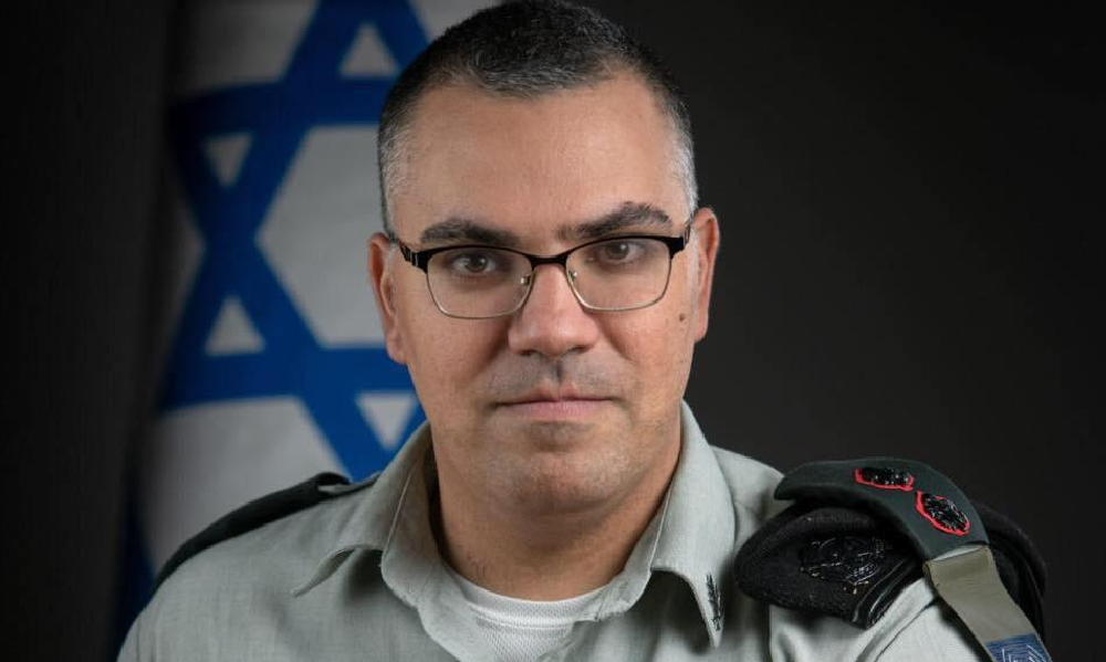 أدرعي: استهدفنا مواقع لـ”الحزب” في جنوب لبنان