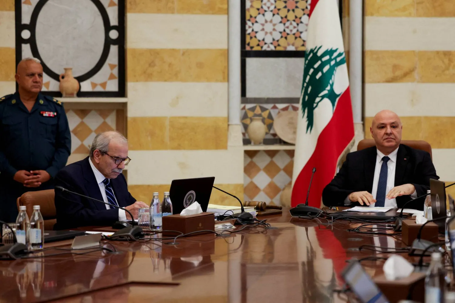 «حزب الله» يهاجم سلام ويضع لبنان على حافة الهاوية
لأن بيئته ليست جاهزة للتكيف مع حصرية السلاح