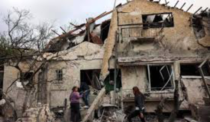 نتانياهو يرضخ لمعادلات الميدان: وقف النار خلال ساعات؟!<br />
لبنان يفرض باريس في اللجنة ولا تعديلات على الـ 1701<br />
التدمير العشوائي مستمر...» ربع الساعة» الاخيرة الاكثر خطورة