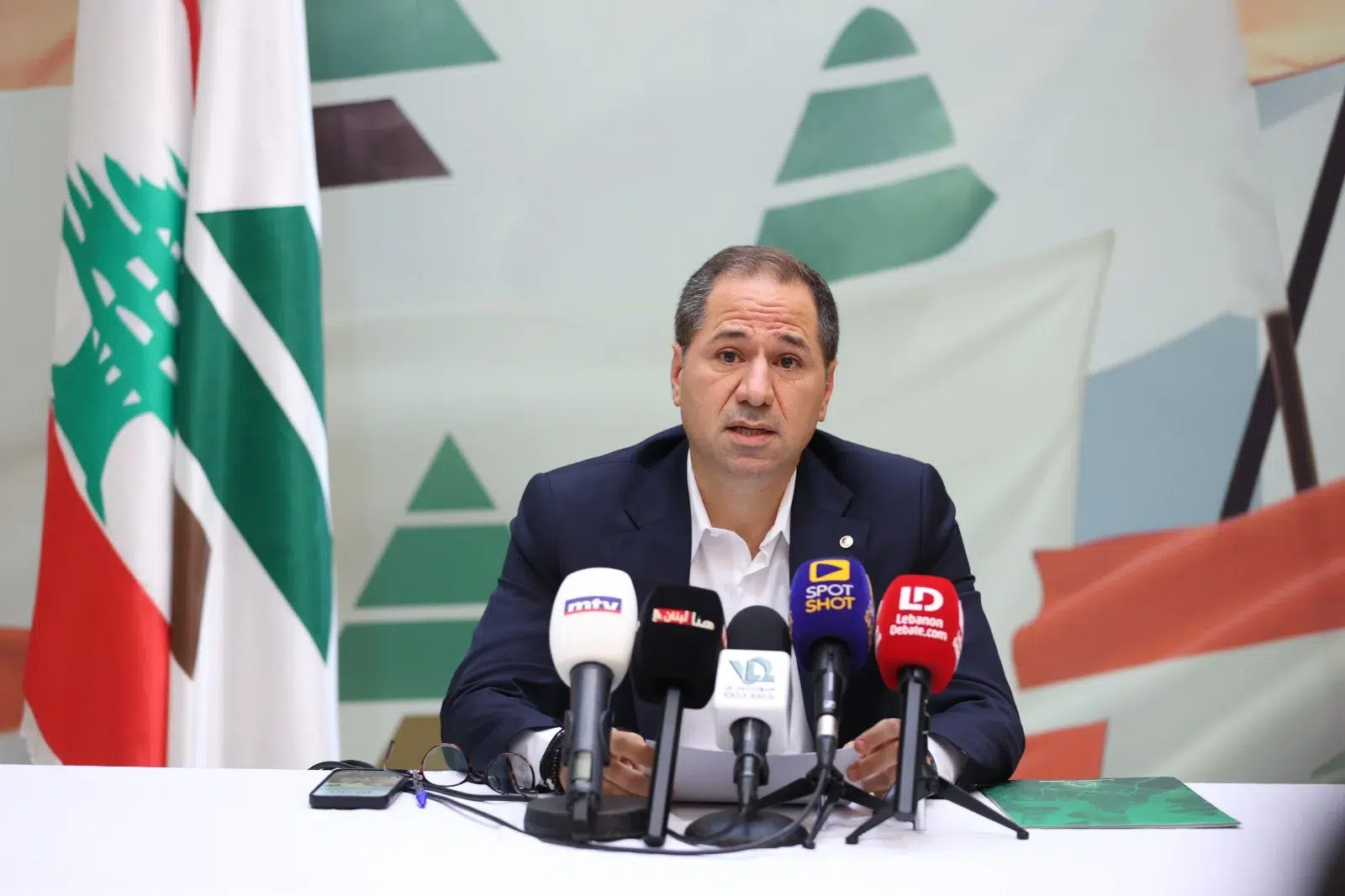 الجميّل: شهداء الجيش إرتقوا أثناء قيامهم بواجبهم خلال تفكيك صواريخ حزب الله ودماؤهم الطاهرة أمانة في أعناقنا