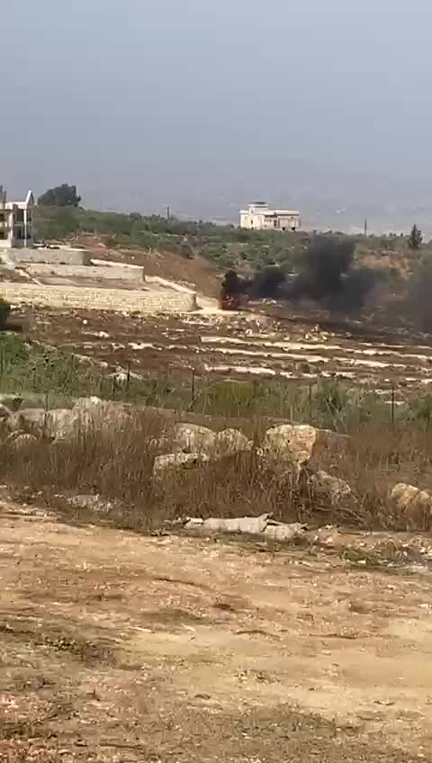 المستهدف في الغارة الإسرائيلية مسؤول عسكري في حزب الله
