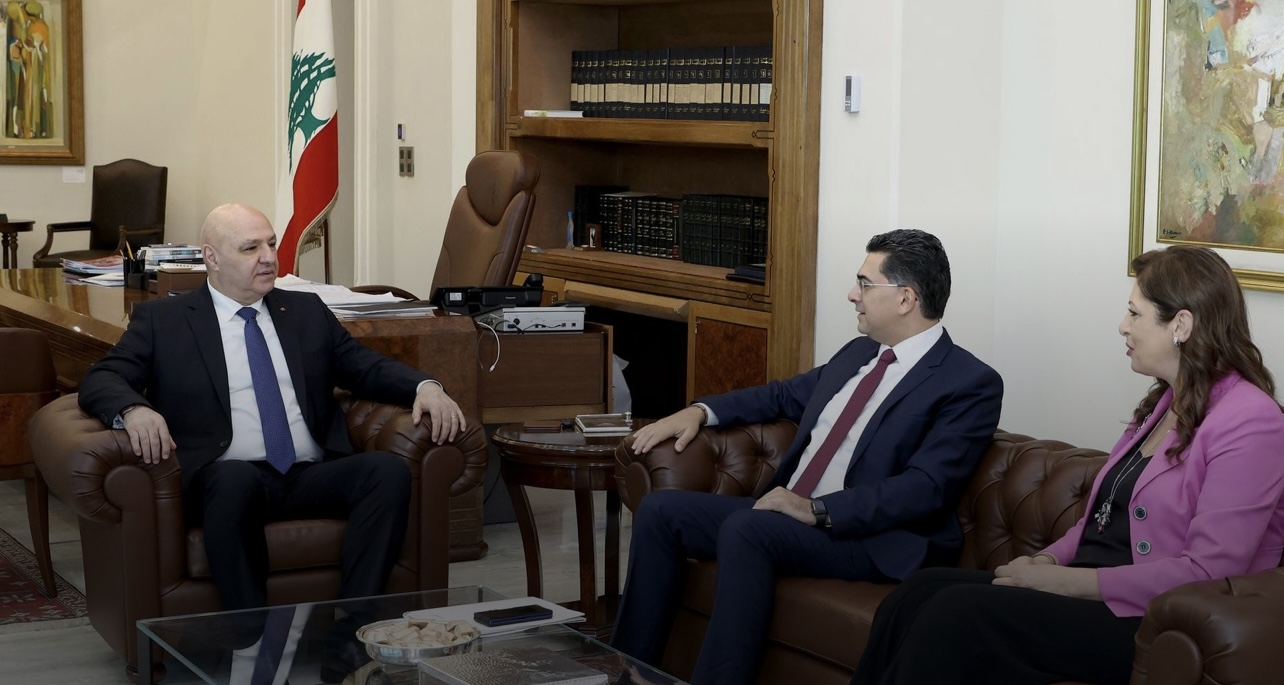 عون عرض مع مرقص وندّاف أوضاع 