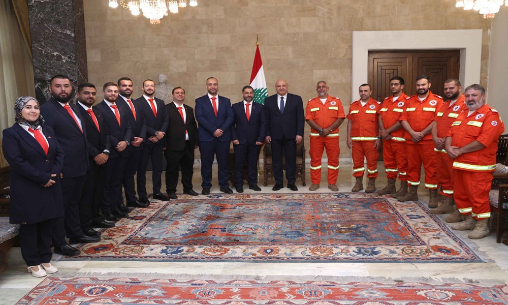 عون: خدمة الإنسان لأخيه هي أسمى العطاءات وأنبلها
