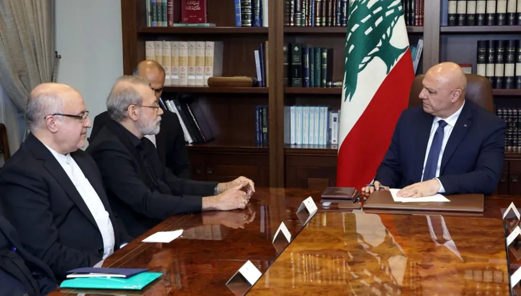ما اراده لاريجاني من زيارة بيروت: نحن هنا وفي العراق!