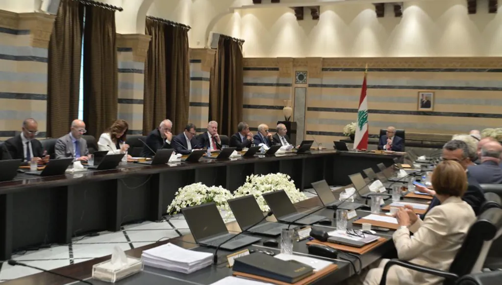 تكثيف المشاورات الفرنسية الأميركية حول اليونيفيل... دعم واسع لمواقف عون وسلام غداة زيارة لاريجاني