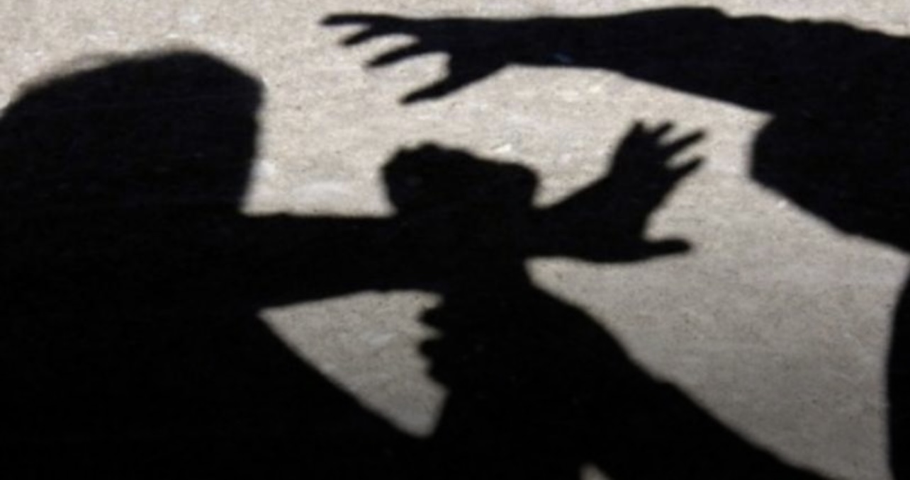 اعتداء وتهديد ناشط بيئي في ميروبا ونداء لحماية المتطوعين من تجاوزات الكسارات
