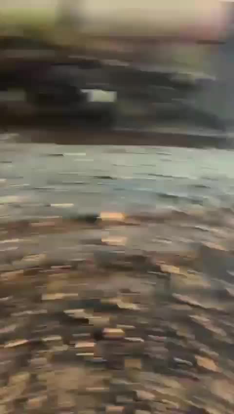 بالفيديو: غارة إسرائيلية استهدفت بلدة أنصار
