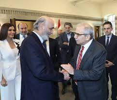 التباعد الداخلي على حاله بانتظار أجوبة إسرائيل مع براك الإثنين<br />
عون يبحث مع هيكل خطَّة حصر السلاح.. وجعجع عند سلام: من يعرقل قيام الدولة هو الخاسر