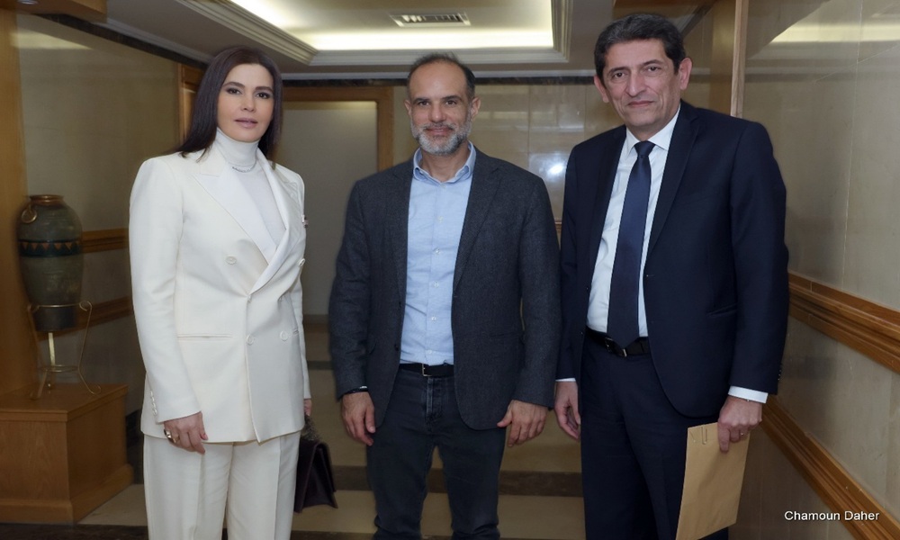 صيانة وترميم الطرق بقضاء بشري بمبادرة من النائب جعجع