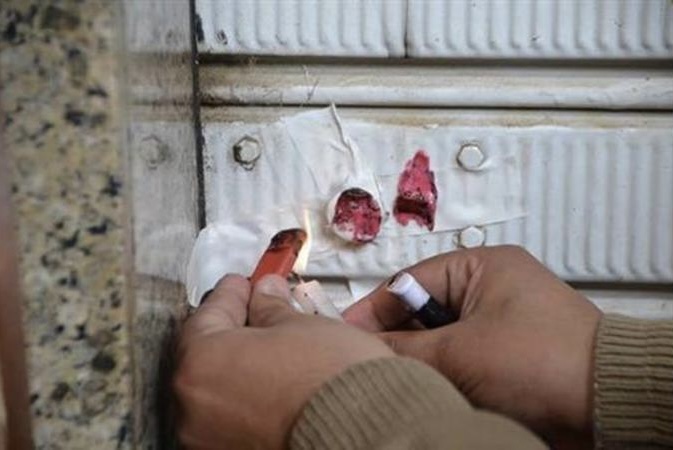 ختم فندقين في كفرحباب بعد توقيف شبكتَي دعارة في مداهمة أمنية