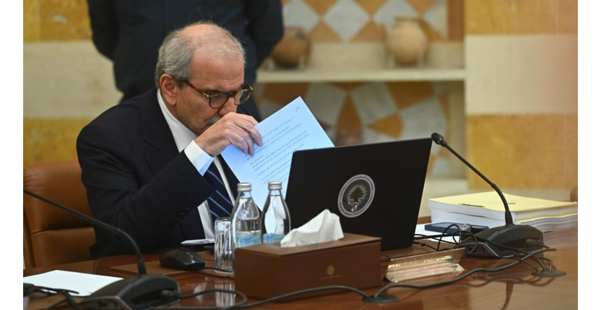 لماذا يطالب 