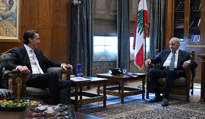 هوكشتاين يسير بجزء من ملاحظات بري