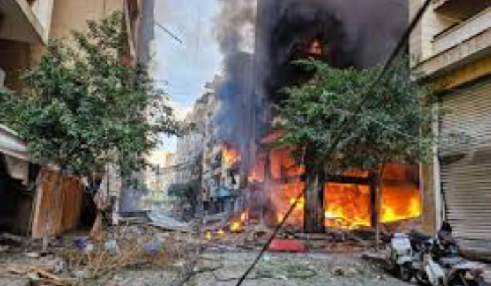 نتائج زيارة هوكشتاين لاسرائيل: تقدم وايجابية ومجازر وتدمير؟!<br />
نتانياهو يراهن على الوقت لفرض هدنة مؤقتة مرفوضة لبنانيا<br />
الجيش الاسرائيلي منهك... ولا بحث بتجريد المقاومة من سلاحها