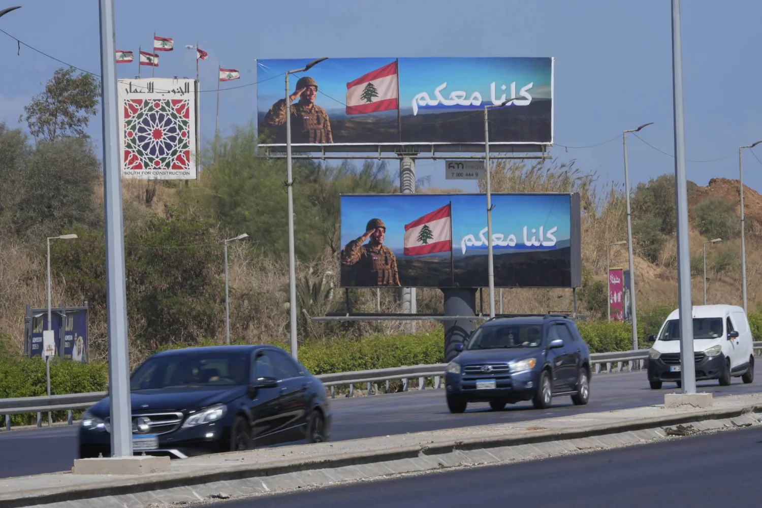 «حزب الله» يتهم خصومه باستهدافه لحشره أمام بيئته
يتمسّك بسلاحه رفضاً لشروط إسرائيل ومنعاً لإلغائه من المعادلة