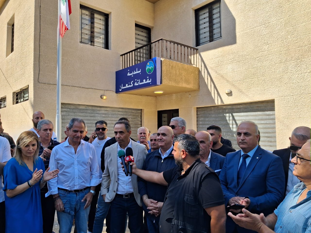 وفد من إقليم كسروان الفتوح يشارك وزير الطاقة في جولة: لإجراء تحقيق جريء عن كيفية توزيع مخزون مياه سد شبروح