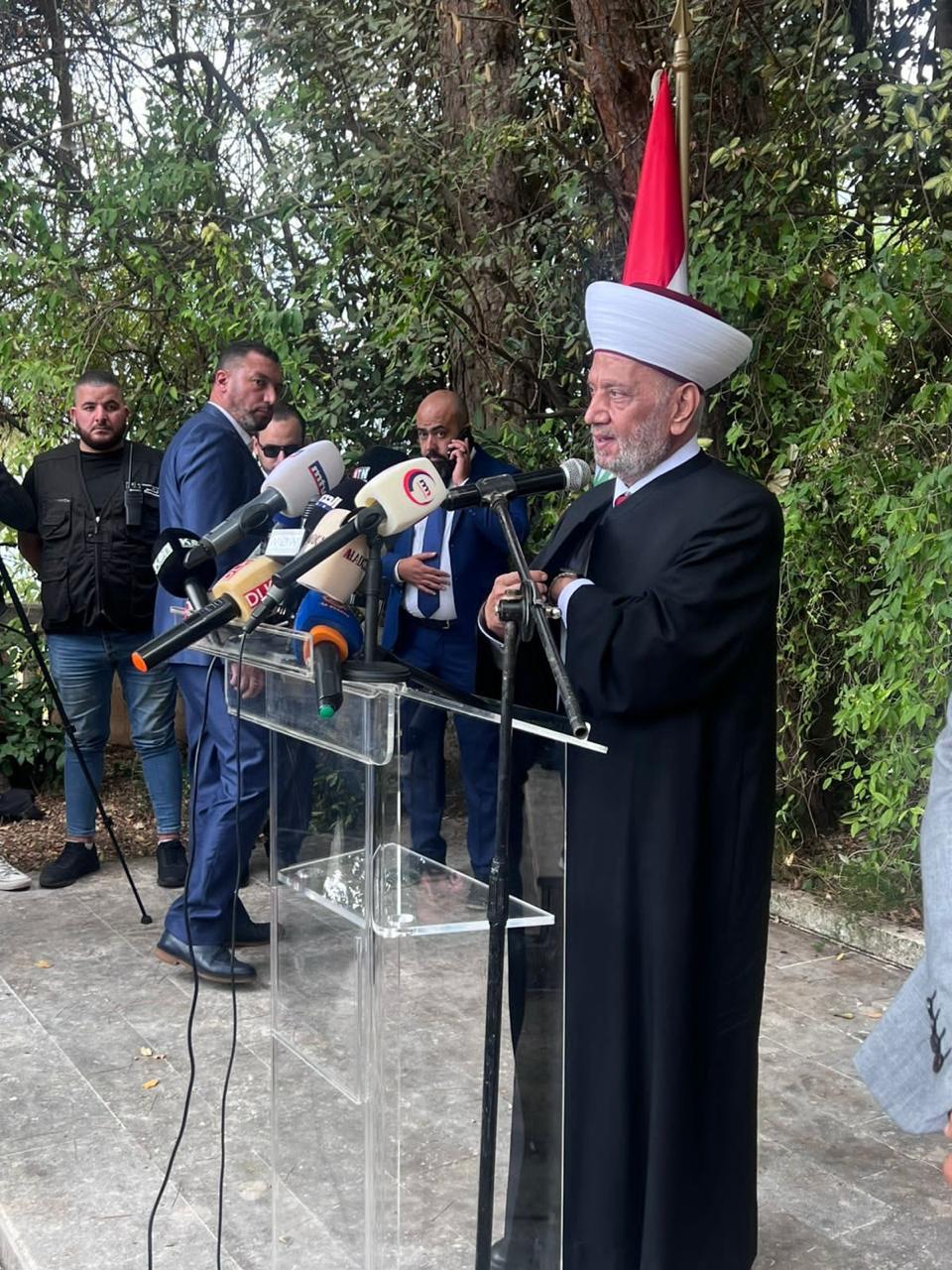 دريان يؤكد دعمه لحصرية السلاح