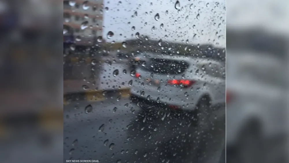بالفيديو: تساقط الأمطار في عاليه