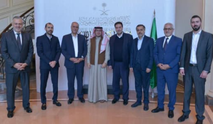 بخاري التقى وفد تكتل 
