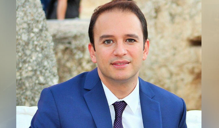 خضر: المساعدات المخصصة للمحافظة حصراً للنازحين