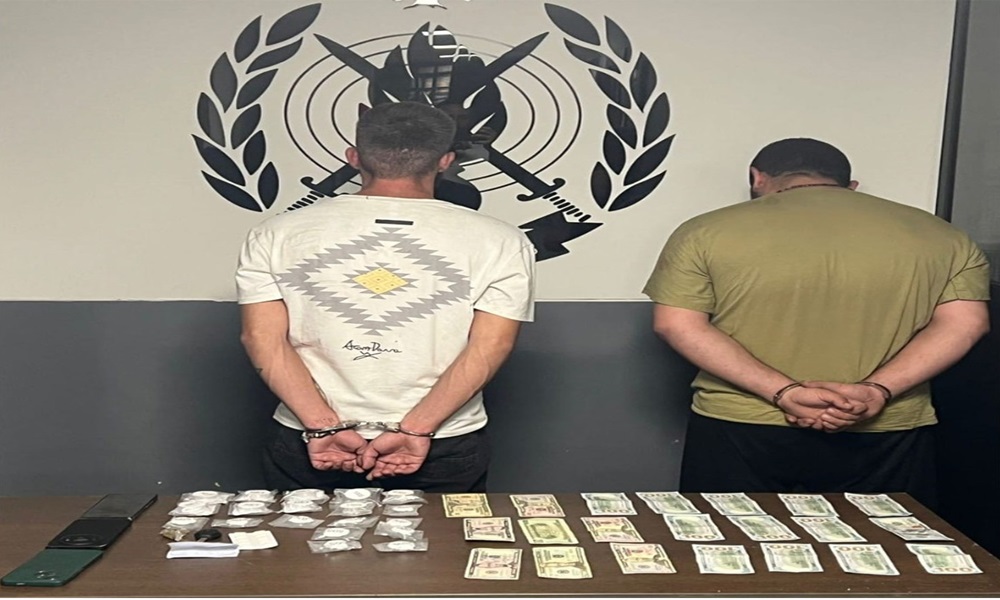 مروّجا مخدّرات في قبضة “المعلومات”