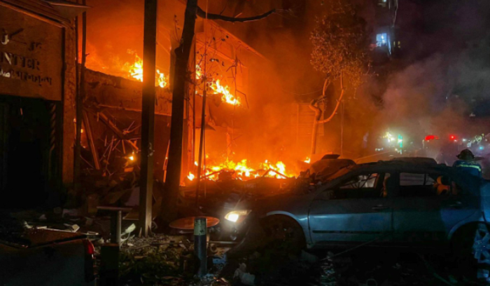 سباق محموم بين الميدان والدبلوماسية... وإيجابية لبنانية مرهونة بنوايا إسرائيل