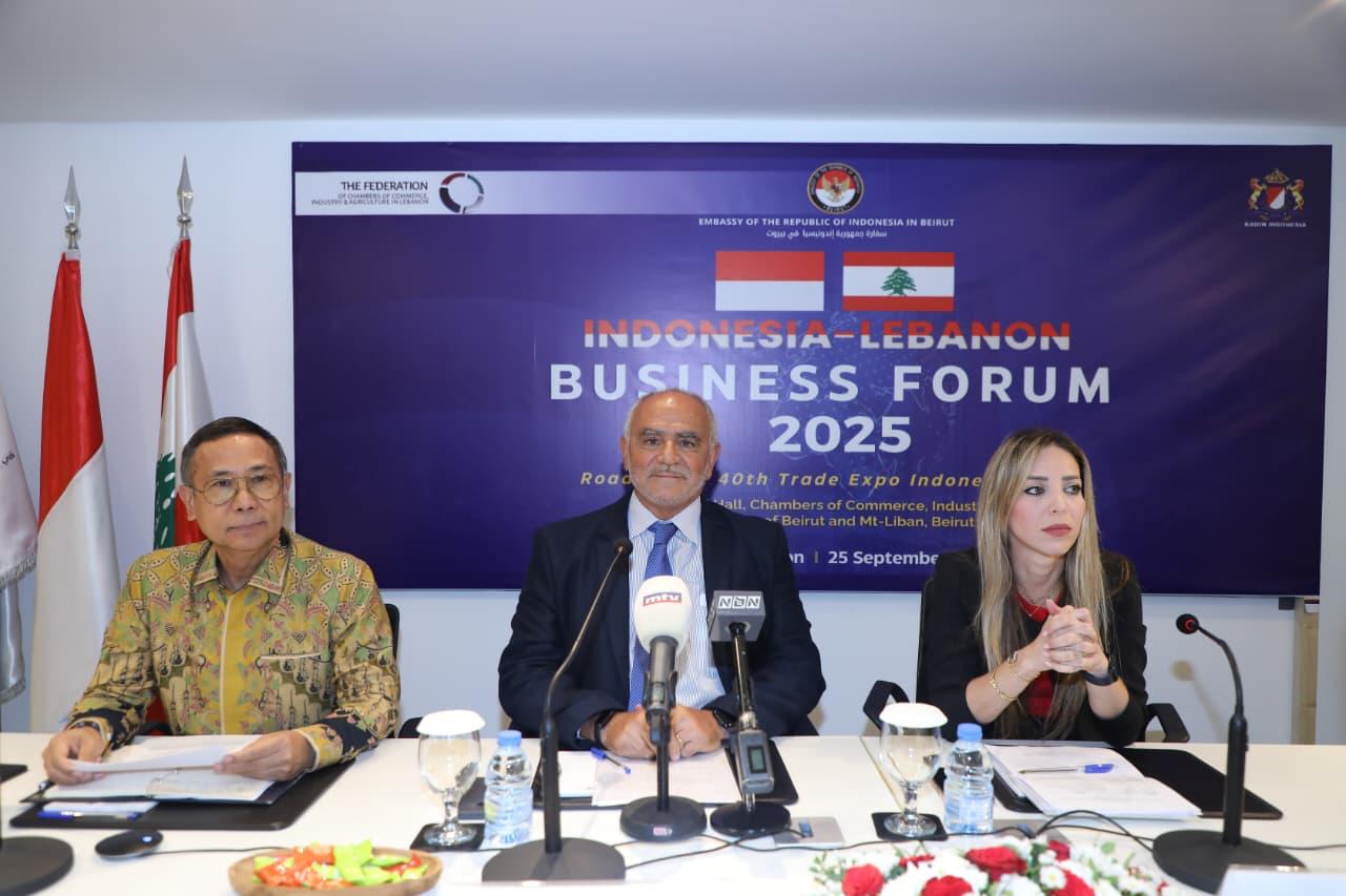 إنعقاد منتدى الأعمال الأندونيسي - اللبناني في غرفة بيروت وجبل لبنان<br />
والنقاش يركز على زيادة التبادل التجاري والفرص الإستثمارية