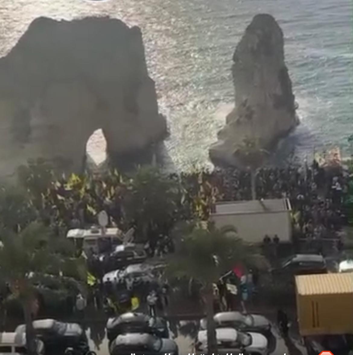 صفا يشارك في فعالية إضاءة صخرة الروشة