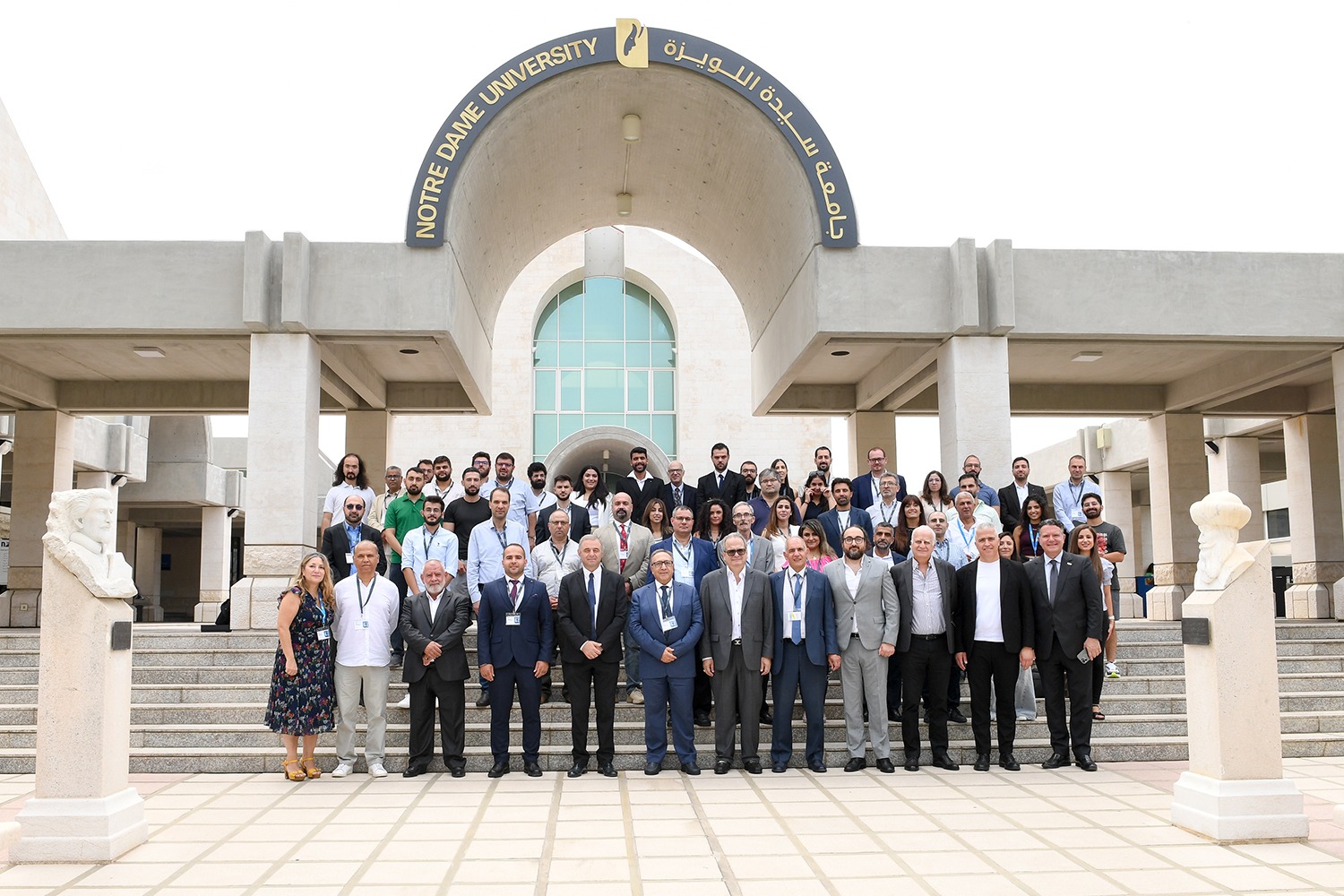 افتتاح المؤتمرين ACTEA'25 وREDEC'25 في جامعة سيدة اللويزة.