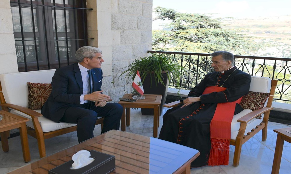 وزير الصناعة في الديمان