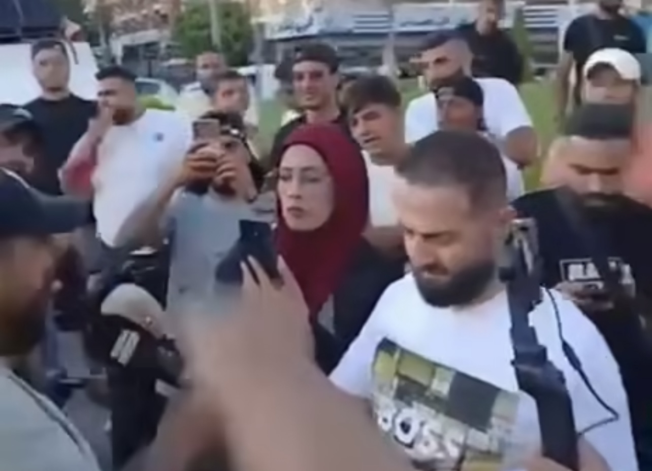 بالفيديو- وقفة تضامنية مع سلام في طرابلس