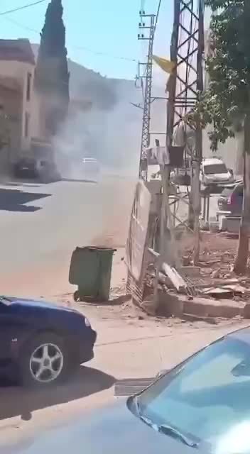 بالفيديو: مسيّرة تستهدف عيترون