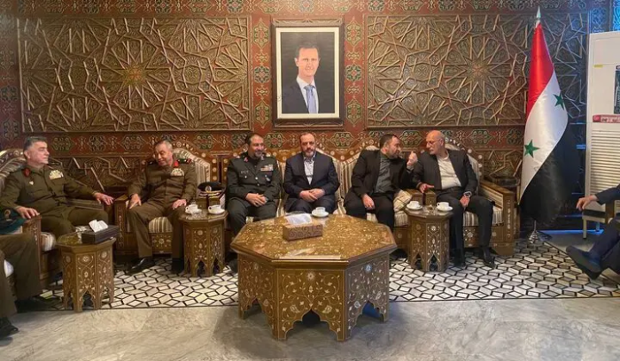 وزير الدفاع الإيراني يصل دمشق للقاء كبار المسؤولين
