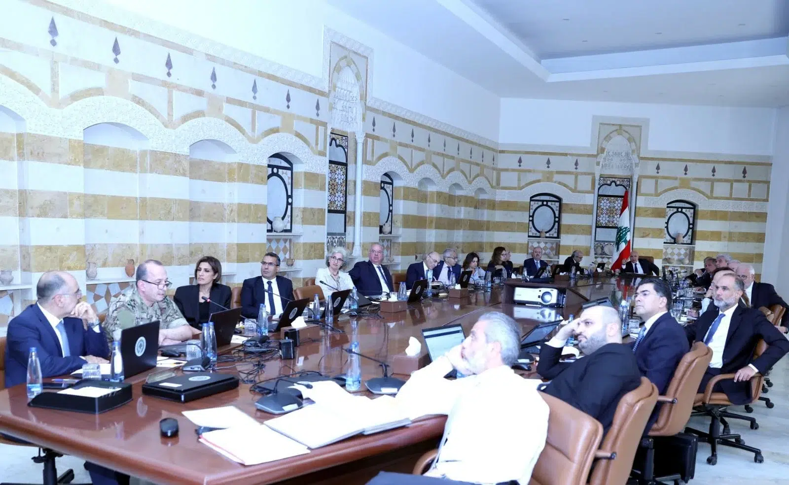 مجلس الوزراء: القائد عرض تقرير الجيش ومخرج لـ”رسالات