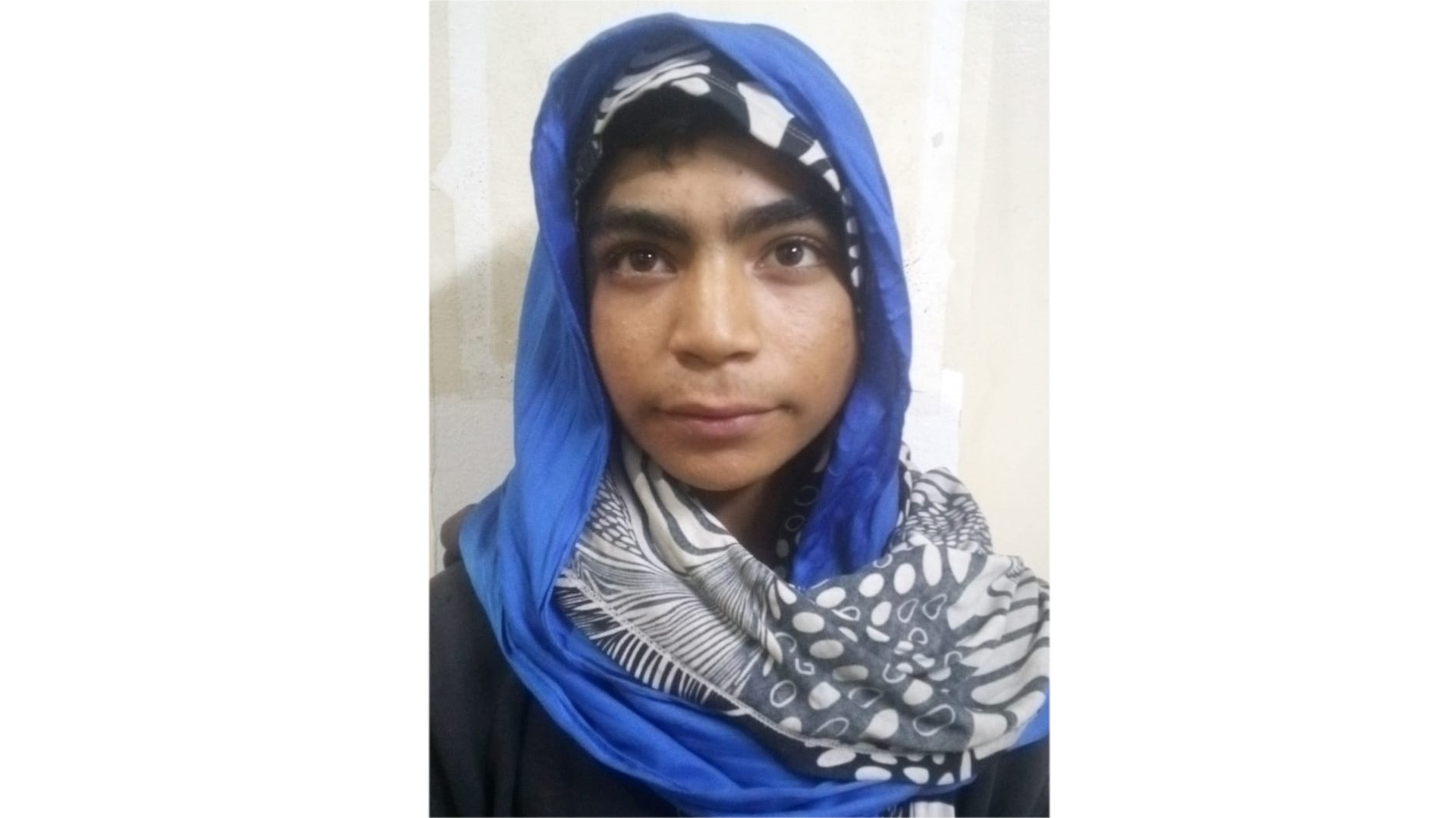 العثور على فتاة في وسط بيروت… هل من يعرفها؟