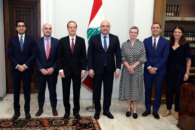 الرئيس عون استقبل نائب الأمين العام للسلام والأمن والدفاع في الاتحاد الأوروبي