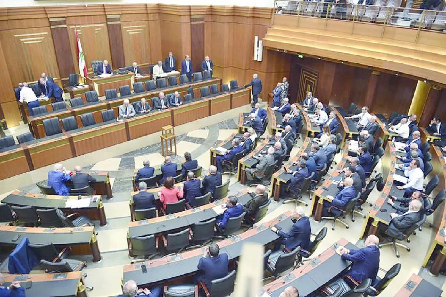 قانون الانتخاب أمام تسوية تلغي تمثيل المغتربين واقتراعهم من الخارج<br />
«ما بعد غزة» يشغل بال «حزب الله»