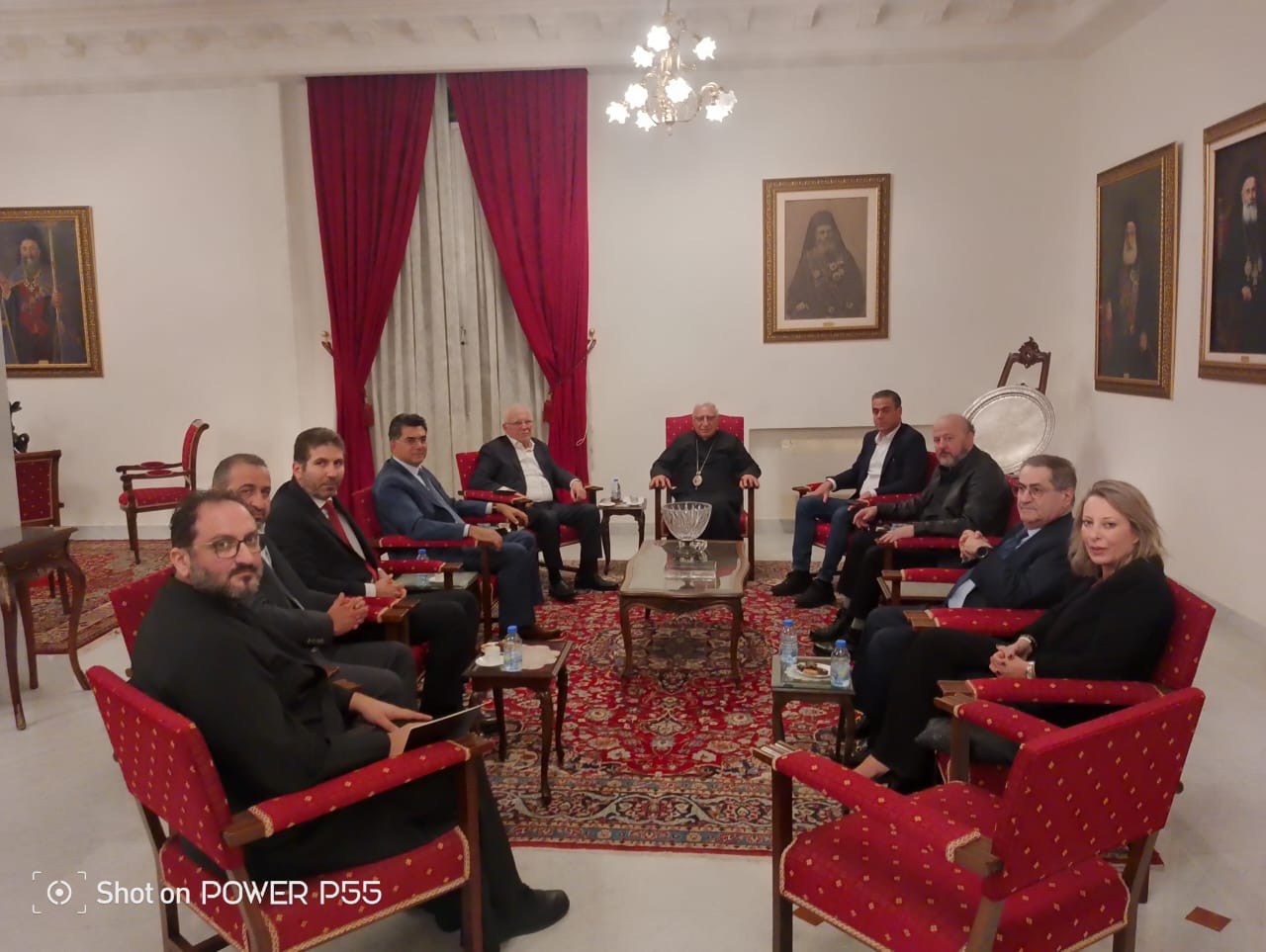 العبسي التقى الوزراء والنواب الكاثوليك: على كل واحد منا ان يكون سفيرا لطائفته لدى مرجعيته