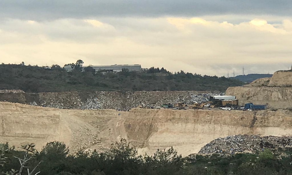 التقدمي: نرفض أي طرح لإعادة فتح مطمر الناعمة