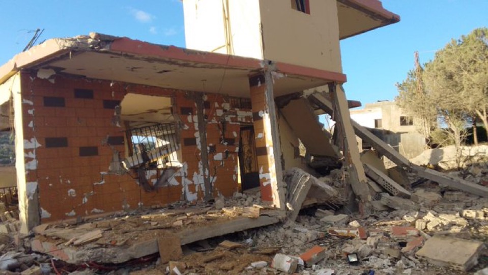 بالصور- توغّل إسرائيلي في عيتا الشعب ونسف منزل مأهول جزئياً