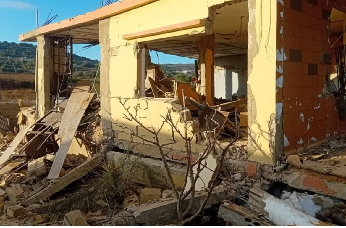 بالصور- توغّل إسرائيلي في عيتا الشعب ونسف منزل مأهول جزئياً