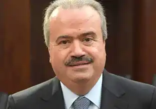 جابر يؤكد من طريقه إلى واشنطن دعم 