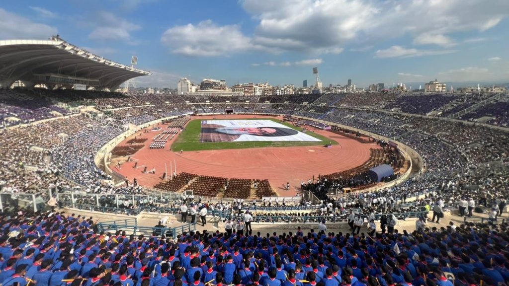 احتفال في المدينة الرياضية  إحياءً لذكرى نصرالله وصفي الدين واحتفالًا بالعيد ٤٠ لكشافة الإمام المهدي